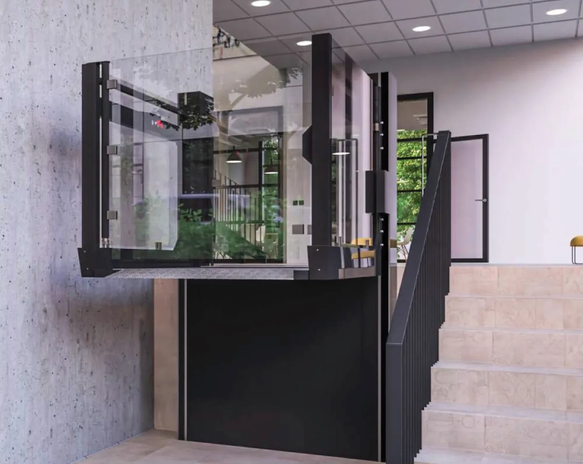 Rollstuhllift MPR Strategos Elegance mit Plattform und Glasgeländer